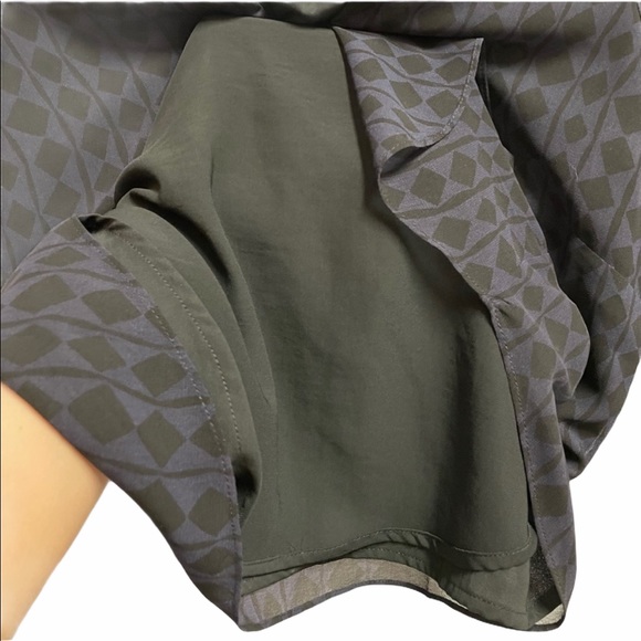 Cabi 3102 black purple Chiffon Long Sleeve dress - Picture 7 of 14